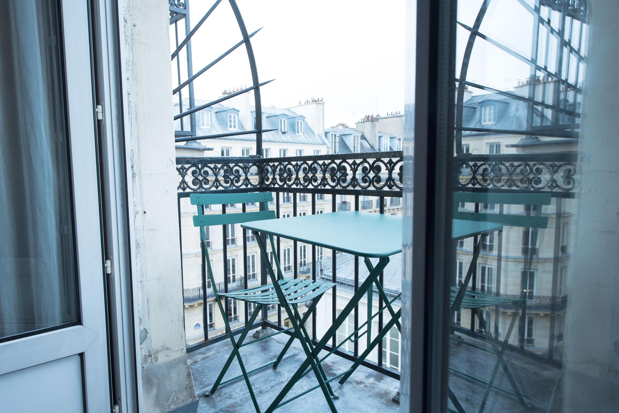 Home Latin Paris Bagian luar foto
